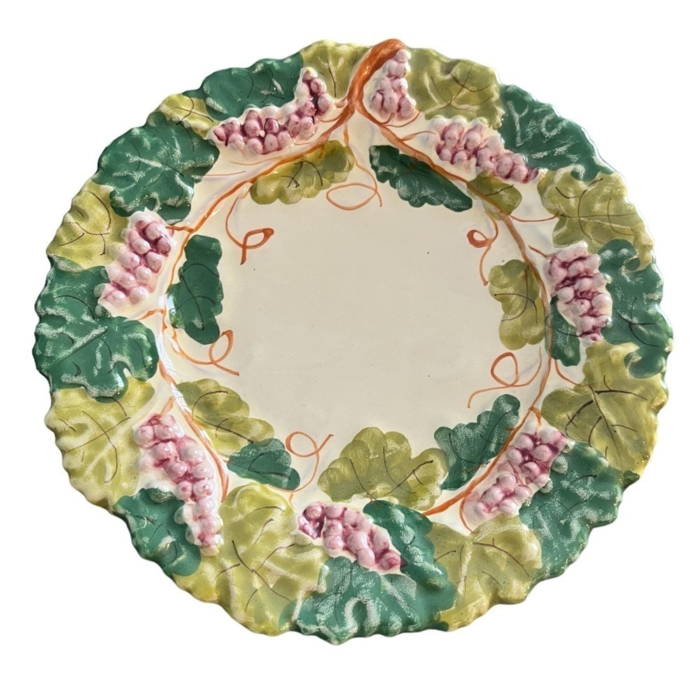 Vintage Handmade Hand Painted Italian 8” Dish Grapes and Vine - Picture 5 of 5